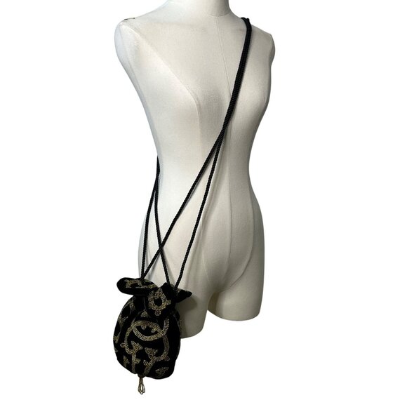 Black Velvet Drawstring Pouch Bag With Gold Beaded Design & Braided Shoulder Str - Picture 6 of 9